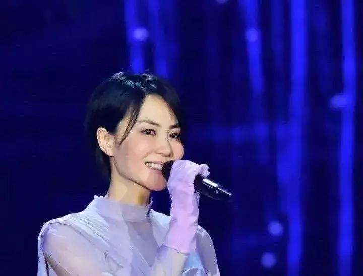 邓丽君与王菲的歌曲,邓丽君和王菲的经典歌曲