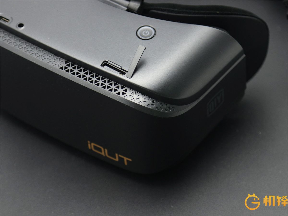 爱奇艺奇遇vr新款,爱奇艺奇遇二代vr清晰度