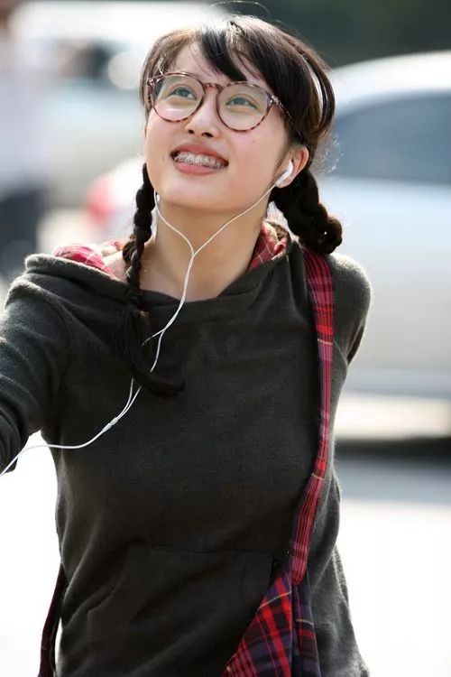 九年前的这部《丑女无敌》竟有这么多美女，个个颜值都不低