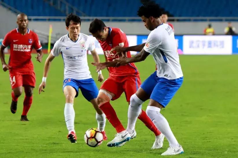 小克鲁伊夫全部视频,小克鲁伊夫赛前发布会