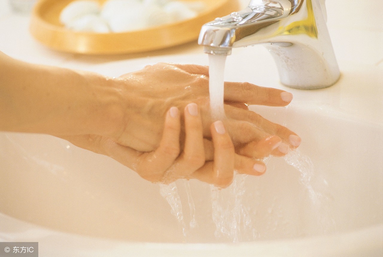 结膜炎是什么引起的症状是啥,结膜炎是什么病的预兆