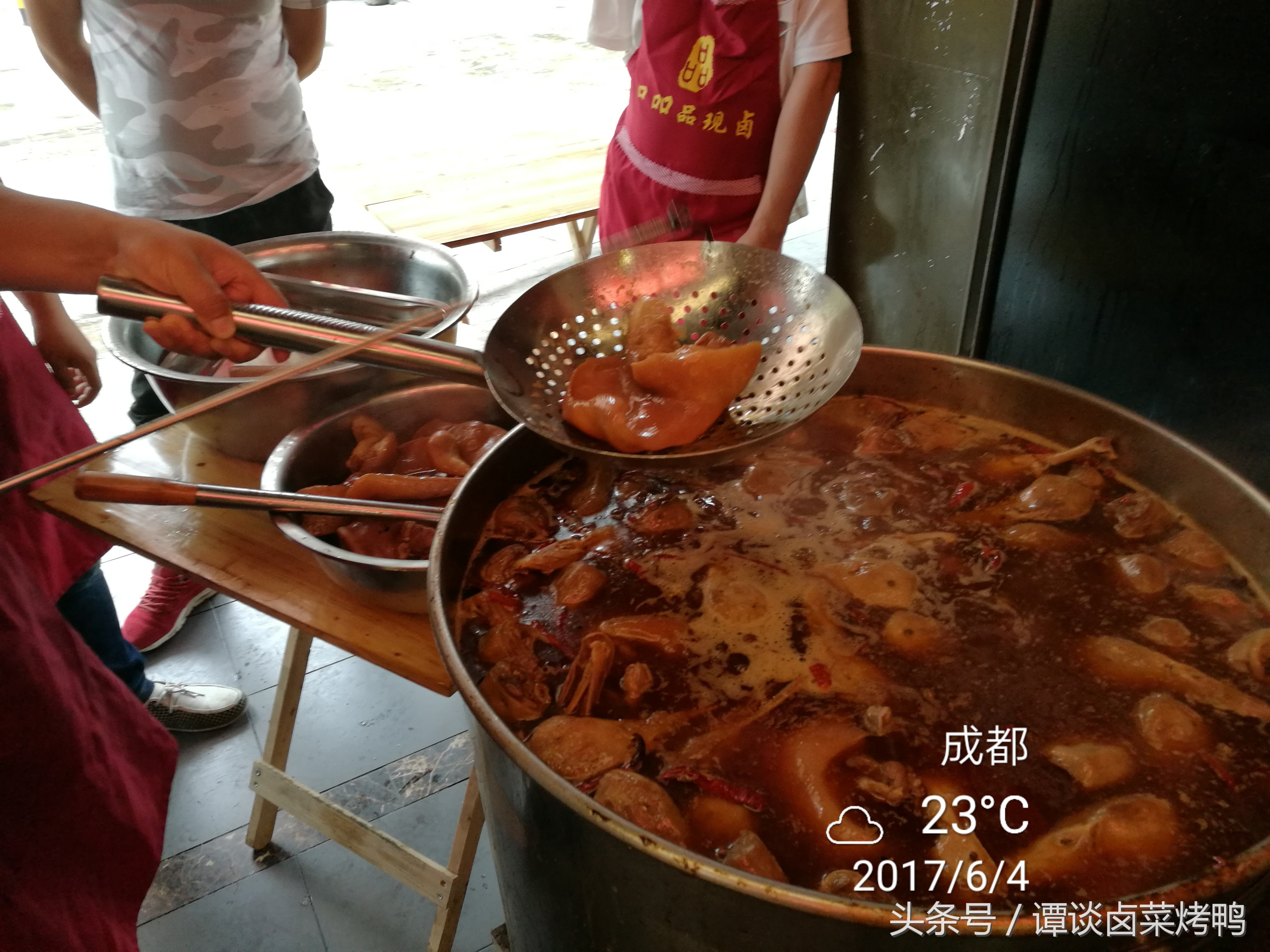 卤菜开店怎么吸引顾客,卖卤菜冬天怎么经营好