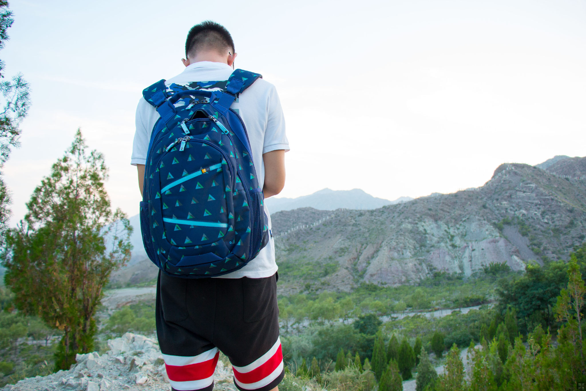 英伦风双肩包大容量测评,慵懒感双肩包背包测评