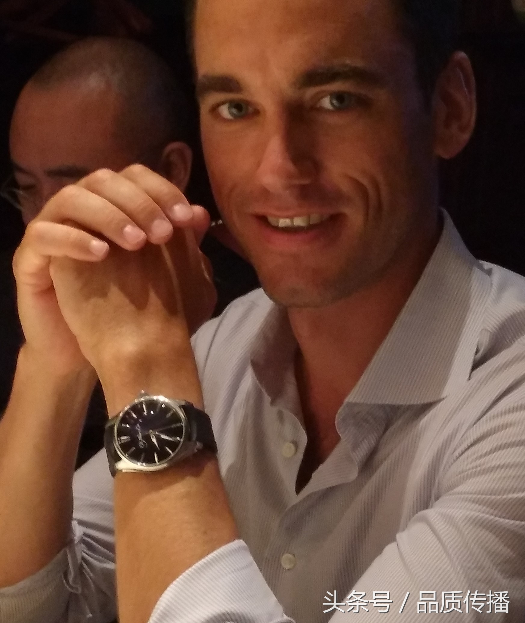 亨利慕时方形手表,亨利慕时不像机械表的表