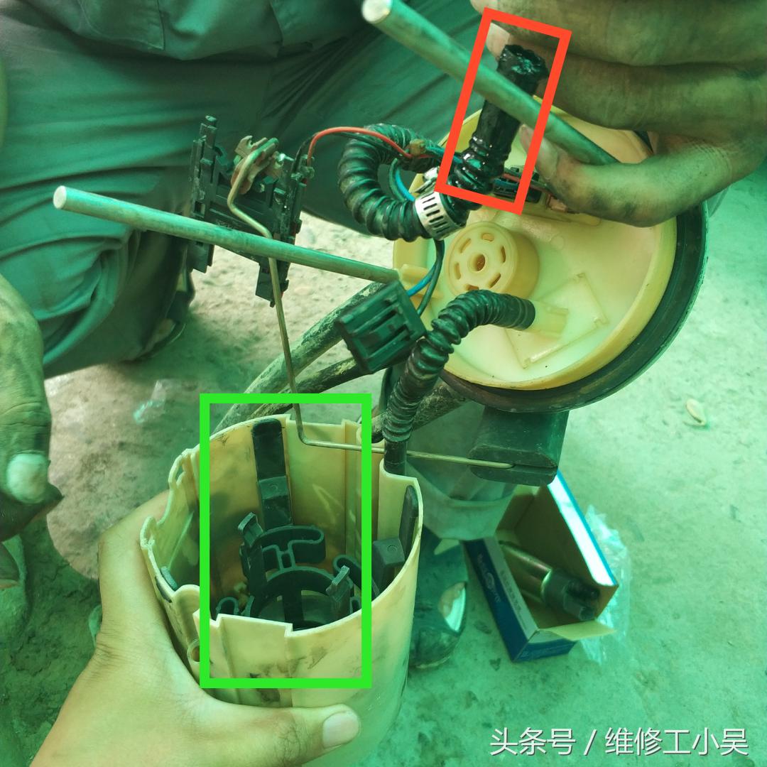 12年21万公里的哈飞被拖回修理厂，车主：拧钥匙无法启动发动机！