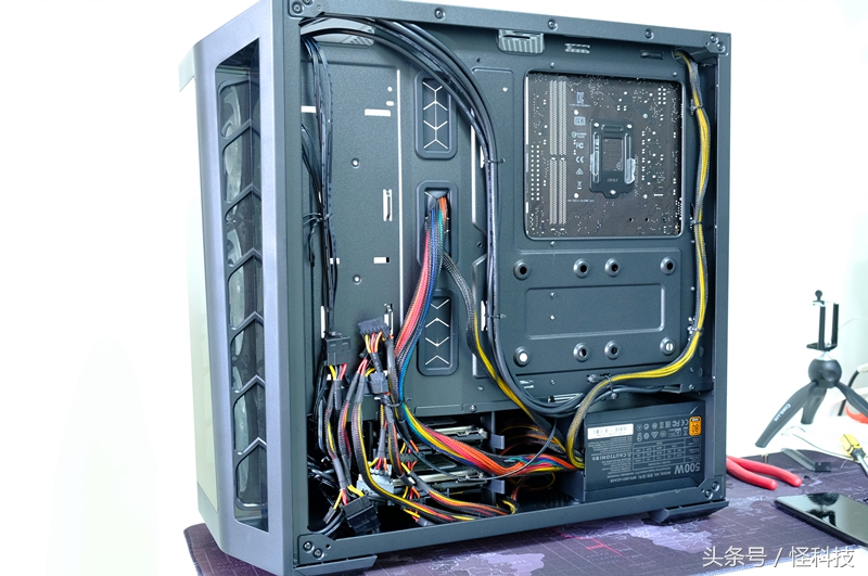 argb机箱风扇炫酷,argb风扇需要多大的机箱