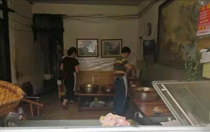 一天卖几千只的兔子,一天卖出1000只鸡