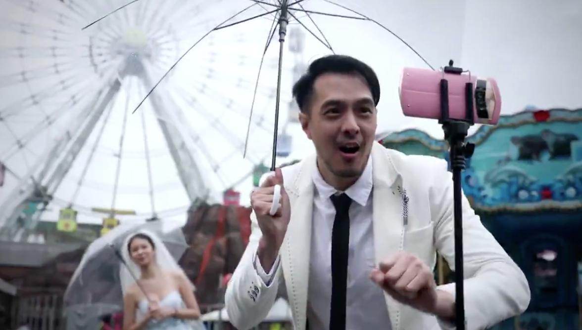 自己在家用手机拍情侣婚纱照,在家如何用手机拍情侣婚纱照