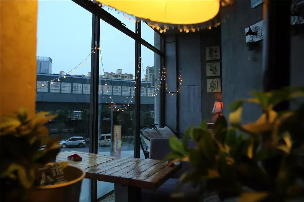 西安适合两个人微醺的清吧,洛阳适合闺蜜喝茶聊天的地方