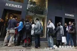 用奢侈品来讲解金融，女生一看就懂！