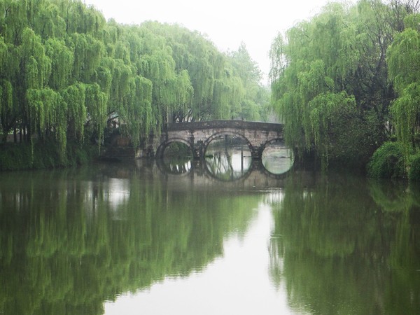绍兴湖面上的桥,绍兴越城的桥
