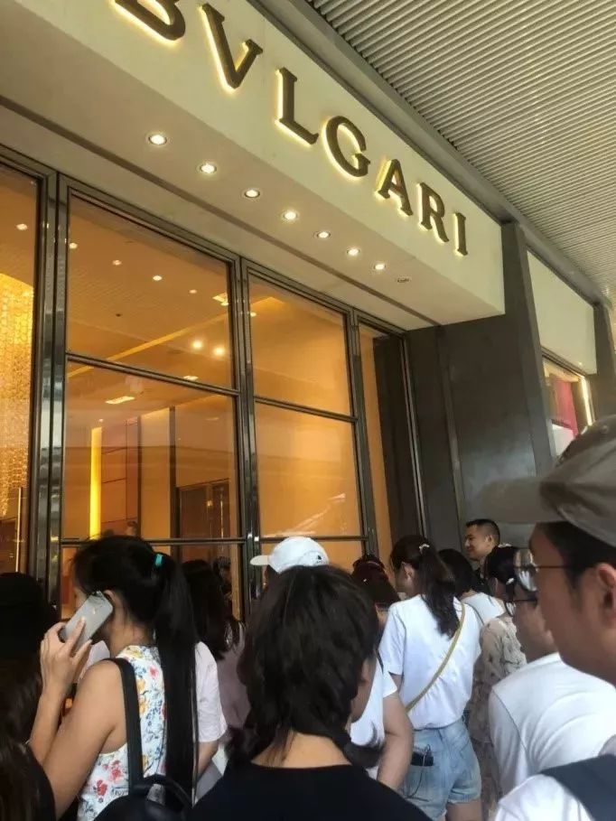 薅完土耳其，香奈儿代购下一站中国？