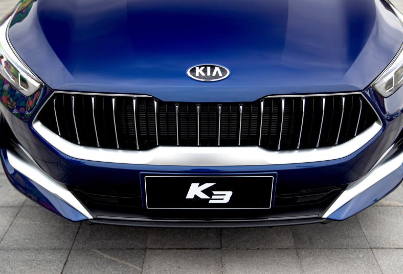 新款起亚k3有哪些黑科技,起亚k3焕新版选装