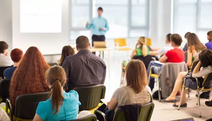 ucsd鏈杞鏀跨瓥瑙h,uc杞涓嶅60瀛﹀垎