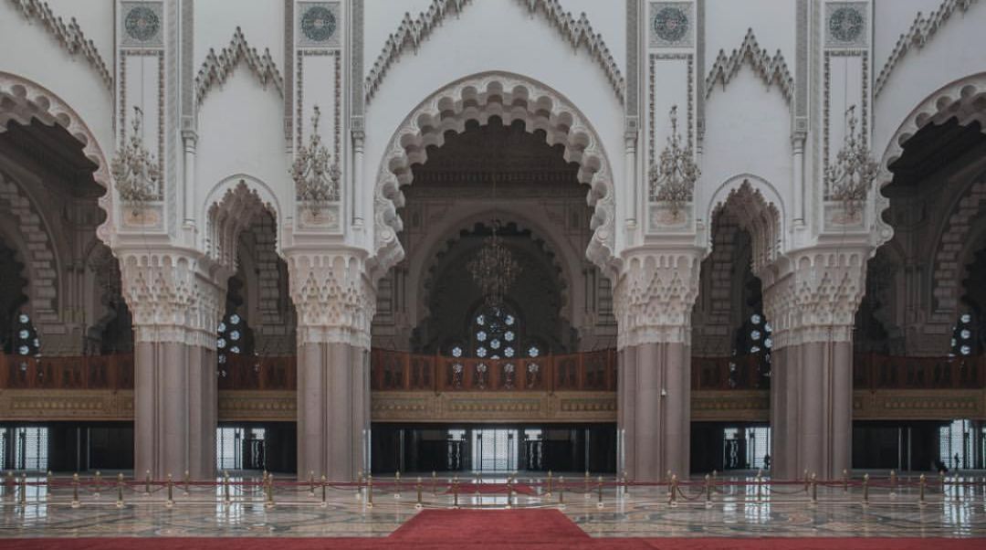 解压！美哭的对称建筑，瞬间治愈强迫症患者