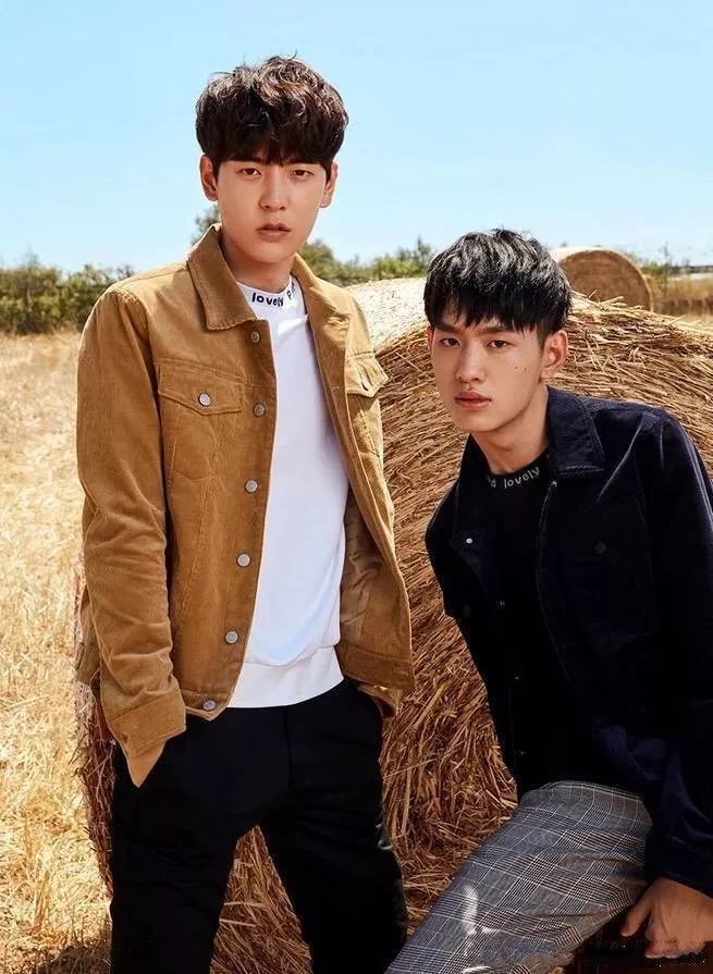 雎晓雯和国外模特拍广告,超模雎晓雯穿搭