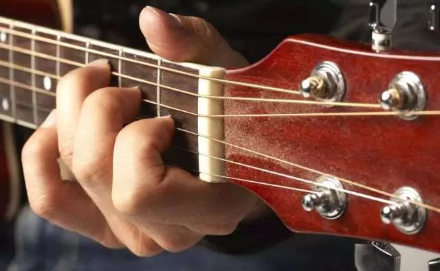 木吉他长期不玩如何保养,木吉他全套保养