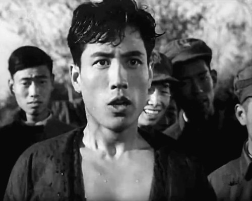 电影往事张艺谋,铁道游击队电影小坡扮演者冯笑