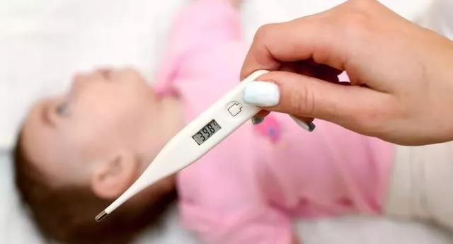 儿童发烧最怕三个克星,孩子发烧吃了退烧药怎么处理好