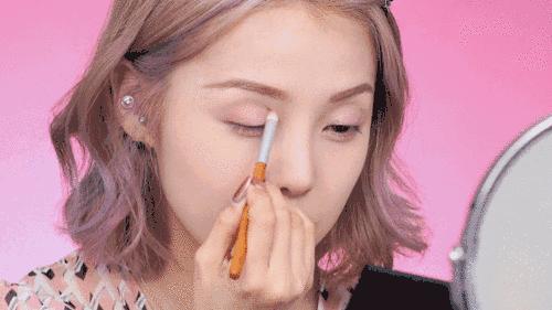 初恋妆三分钟变回清纯少女,没有初恋的青涩