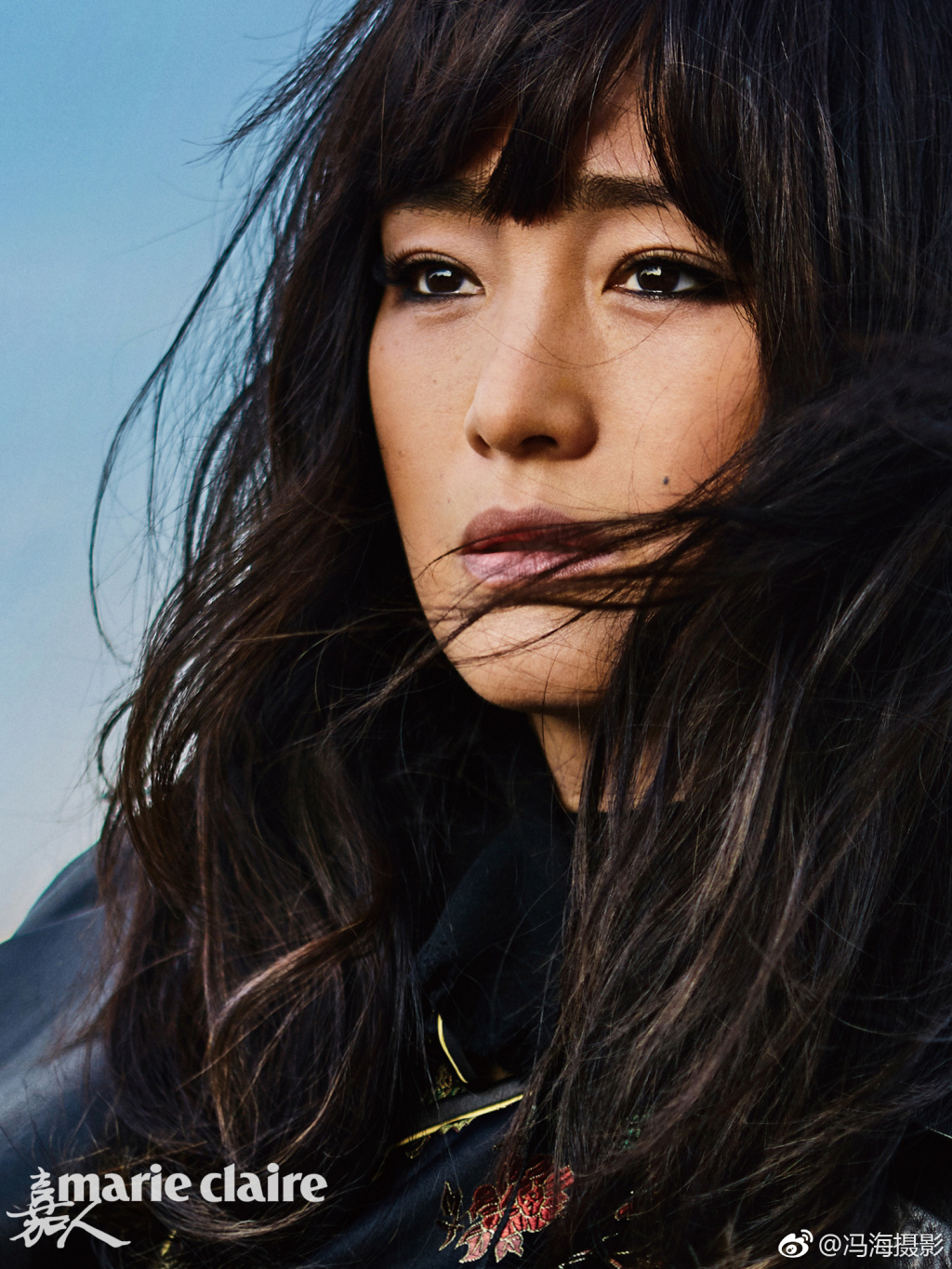 巩皇几岁了,巩皇年轻的时候有多美