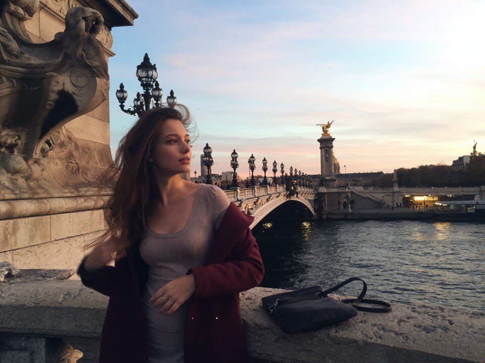 想留在中国生活的俄罗斯女孩,在中国务工的东欧姑娘