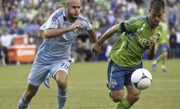 想要踢好边锋要如何练身体,怎么才能在业余场踢好球