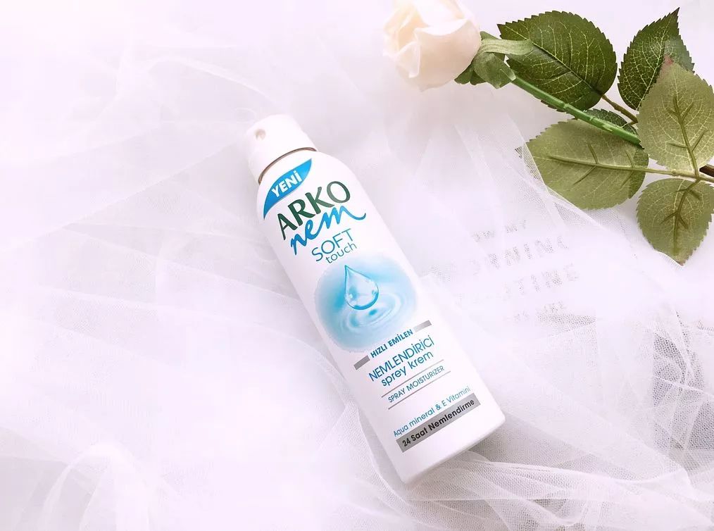 吸收快补水喷雾,夏天清爽型身体乳持久留香72小时