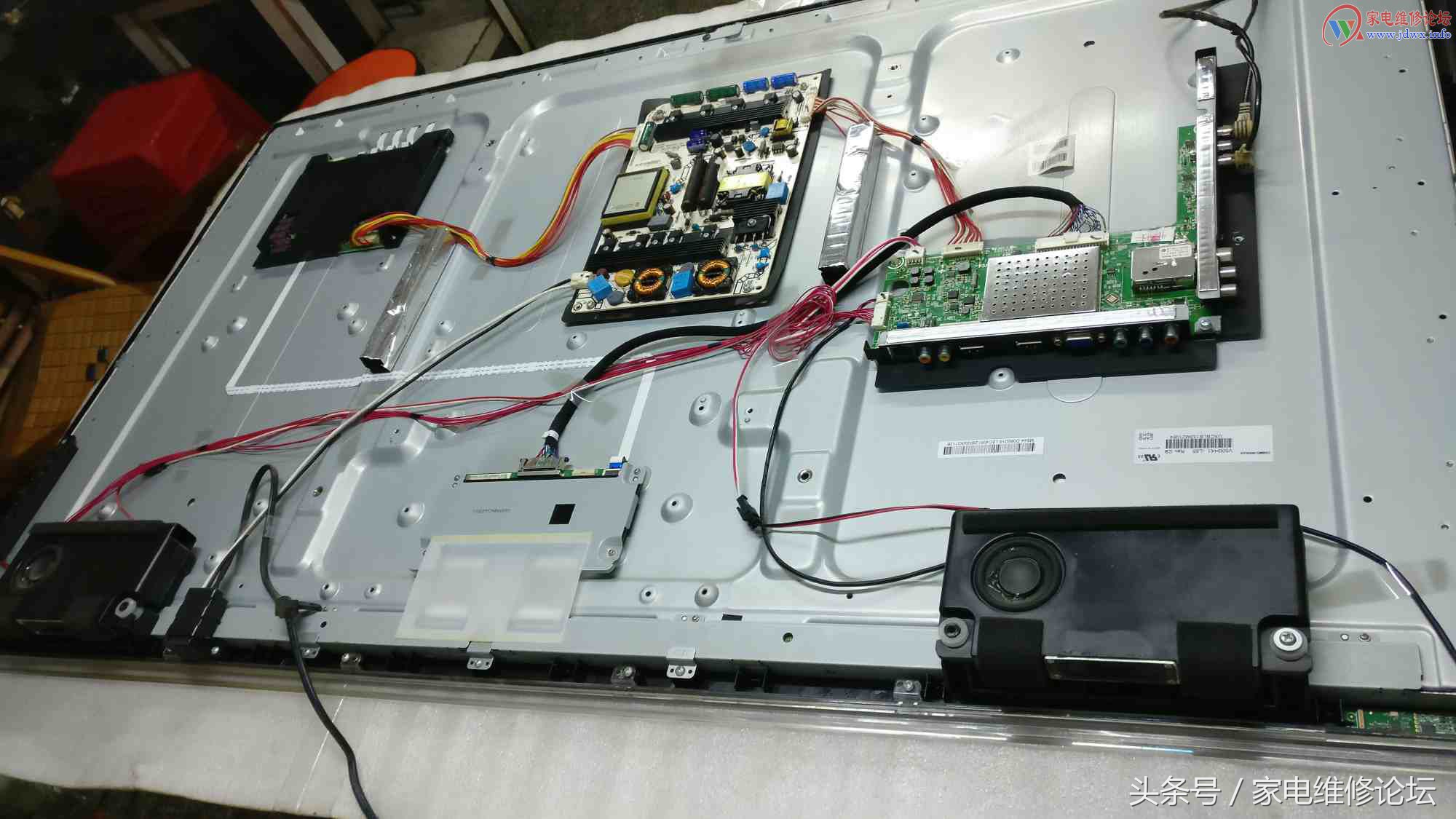 海信电视led42k20jd灰屏维修,海信电视led50k370开机后暗屏