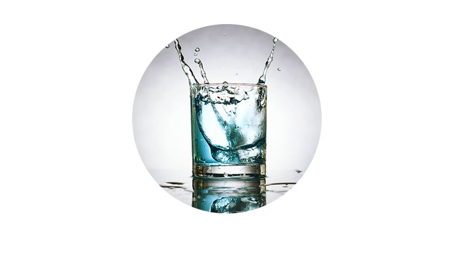 每天8杯水喝到眼瞎,每天8杯水皮肤会怎么样