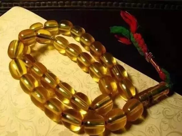 最好的琥珀蜜蜡是什么,琥珀蜜蜡的十大特征