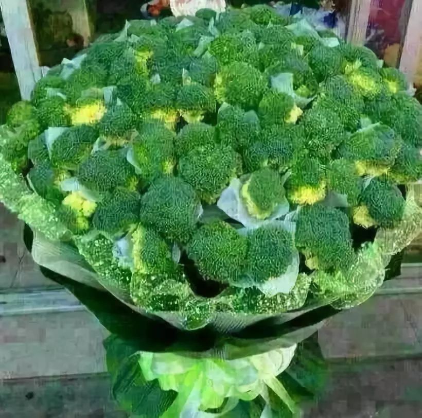 送礼物的灾难,求生欲超强的七夕送礼