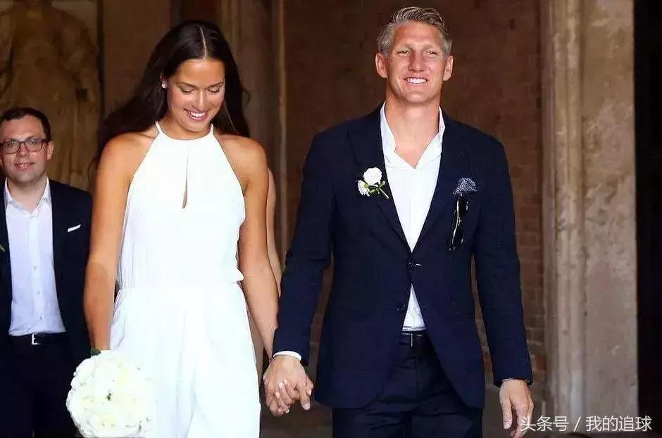 看哭足球狗：似曾相识的故事，与众不同的爱情