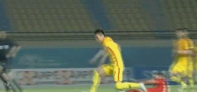 张玉宁国足世预赛对阵韩国表现,国足0:1负叙利亚张玉宁痛哭