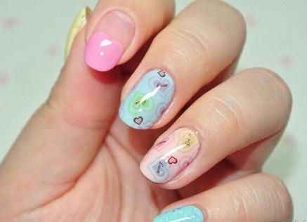 拉丝胶贴纸美甲视频教程,美甲图案贴纸怎么贴