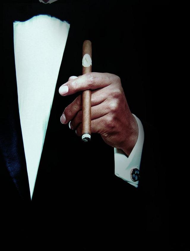 抽雪茄不过肺为什么还要抽,抽雪茄身体有什么感觉