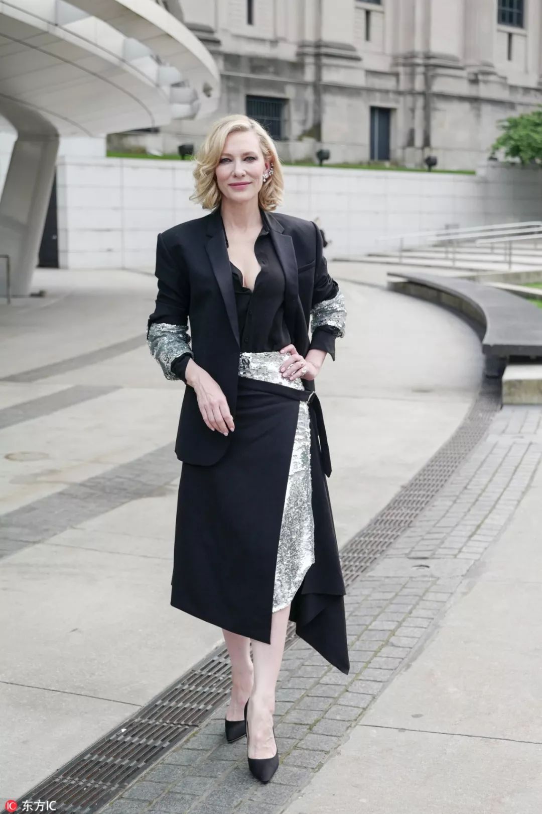 5折清仓的衣服,5折清仓的衣服值得买吗