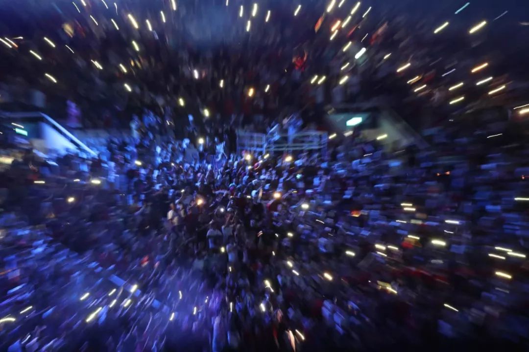 奥运档案圣火点燃,亚运圣火点燃的回放视频