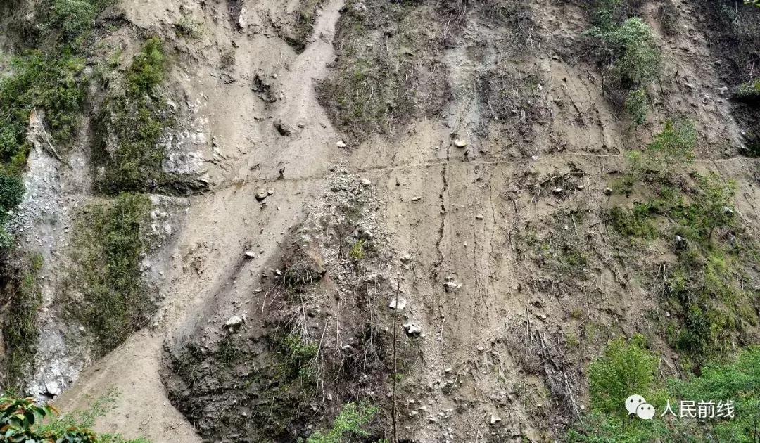 墨脱部队老照片,墨脱边防军人真实照片