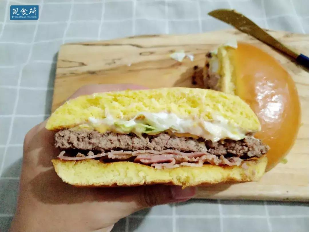 第一次吃超大汉堡王,汉堡王双层芝士牛堡测评