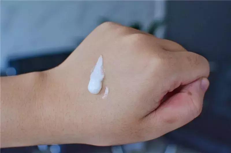 测评洗面奶哪一款好用,洗面奶哪一款好用测评