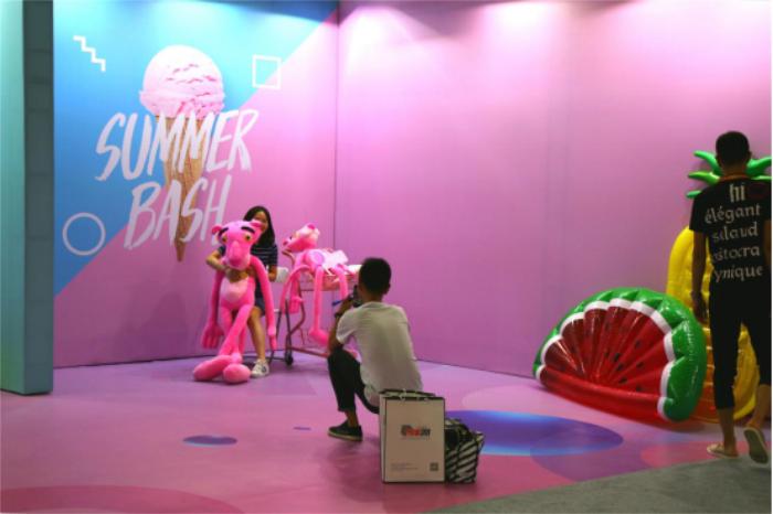 这个周末湖北3万人都涌向了武汉国博见证华中建材行业的崛起