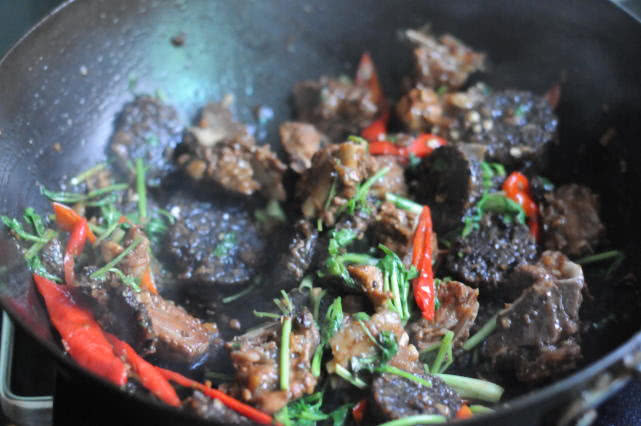 猪的哪个部位的骨头营养比较高,猪身上价值上万东西