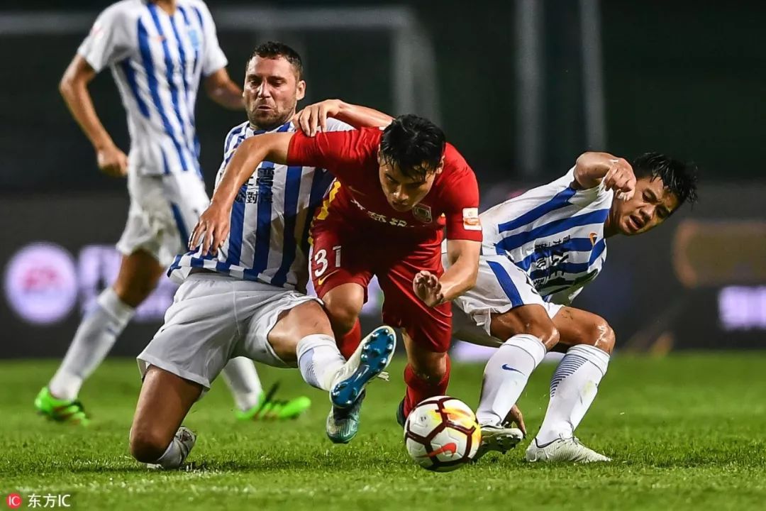 施密特最新比分预测,施密特新赛季阵容