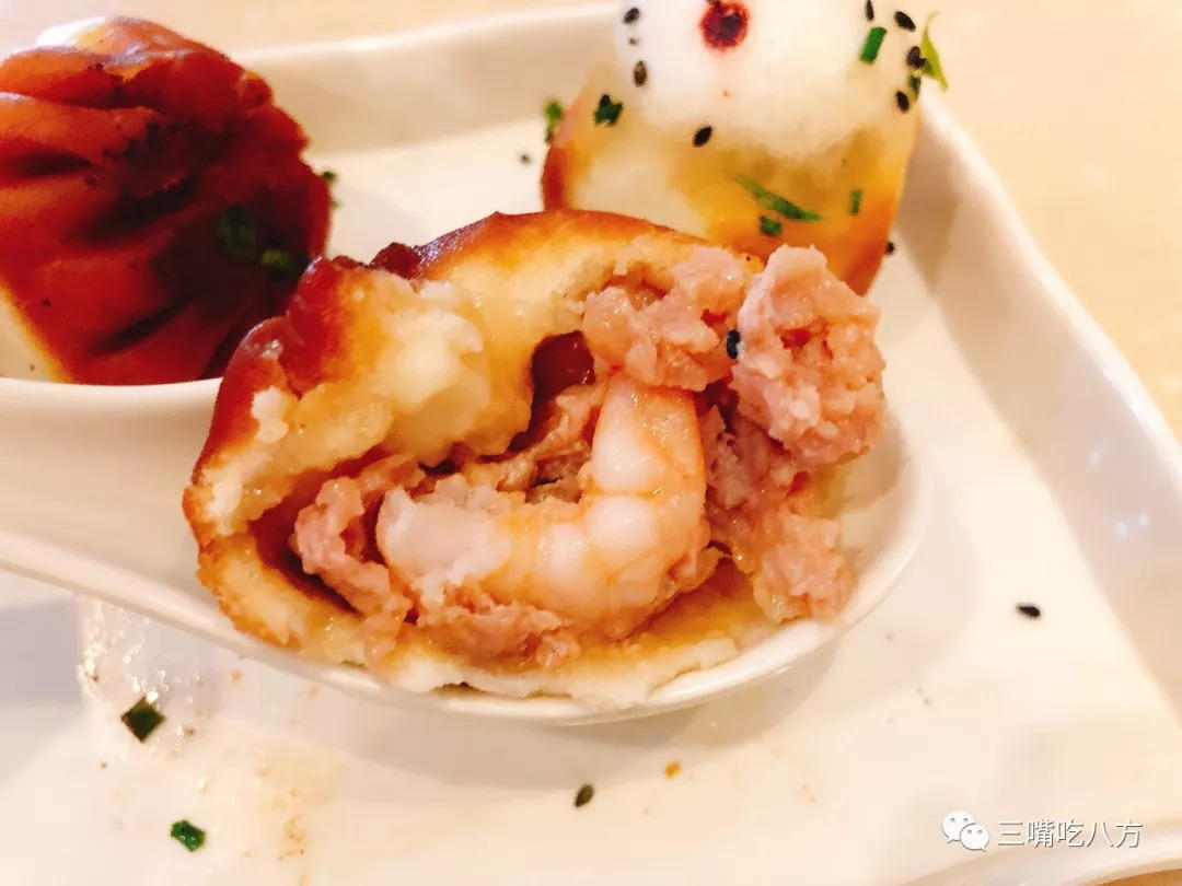 当年要是我没去批发美容美发产品，现在哪里还有小杨生煎的机会！