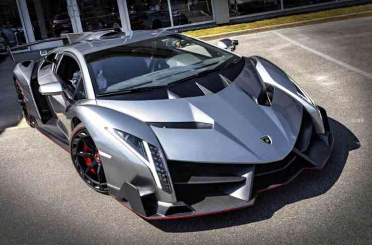 全球四台*博兰**基尼毒药，如今都在哪？三台在欧美，还一台仍在出售