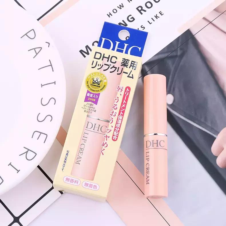 不油腻平价护唇膏,全球公认最好用的10大护唇膏