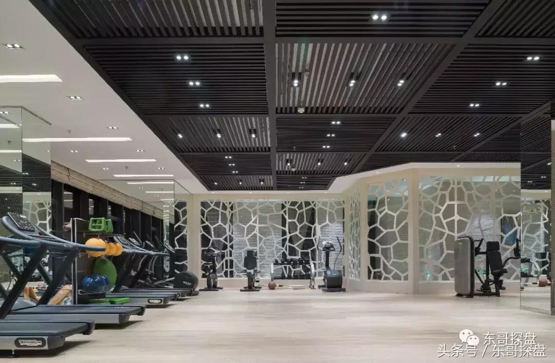 当年错过我的人你后悔吗,当年错过的那个人你后悔了吗