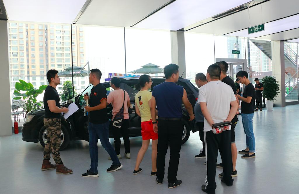 淘车二手车真的是胆儿肥了新零售汽车超市淘车二手车线*体下**验店