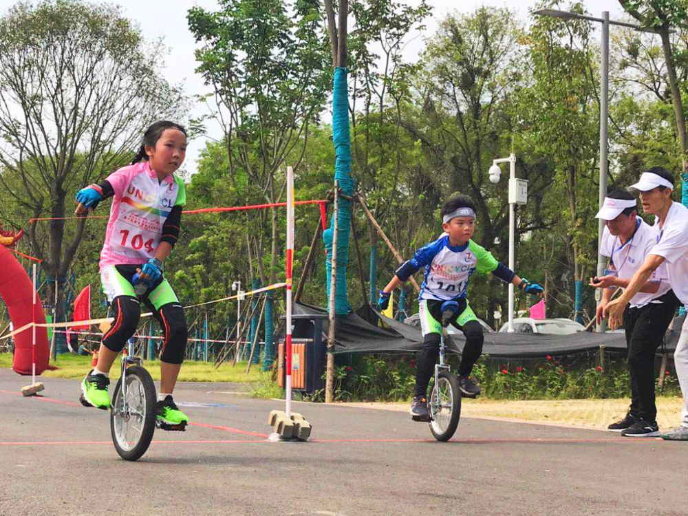 全国独轮车比赛怎么报名,独轮车全国比赛视频